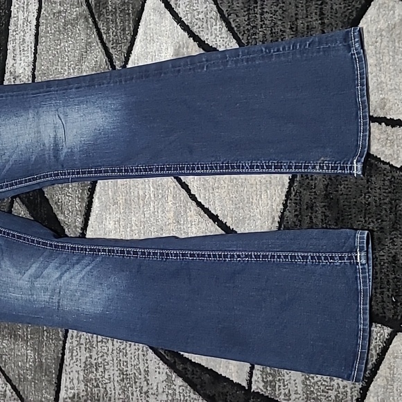 ROCK REVIVAL BETTY EMBROIDERED RHINESTONES EASY FIT BOOT-CUT DENIM JEAN - Picture 9 of 14